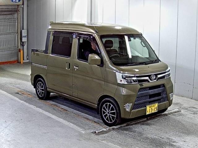 3069 DAIHATSU HIJET VAN S331W 2018 г. (LAA Shikoku)